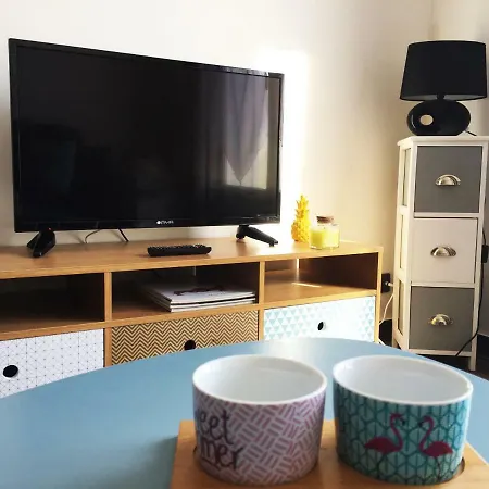 Charmant Studio Dans Le Centre Du Pouliguen Apartmán *